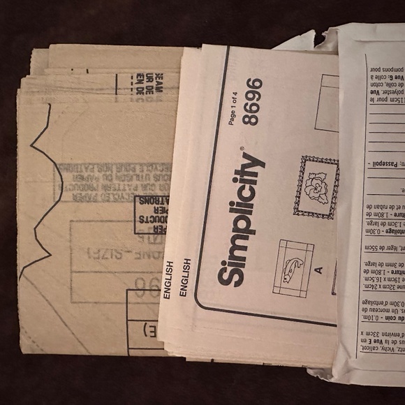 Simplicity HOME Sewing Pattern 8696 Place Mats and Chair Pads UNCUT - Picture 4 of 4